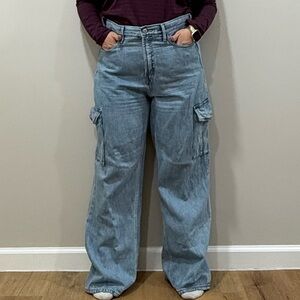 Old Navy Women's Light Blue Wide Leg Jeans